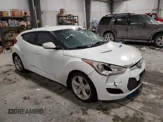 2013 Hyundai Veloster w/Black Int with VIN KMHTC6AD0DU109674, listed as a Copart auction lot 46093195 with 150,151 mi miles and Clean Title. Bid and sale history available at carsss.com. Image 4.