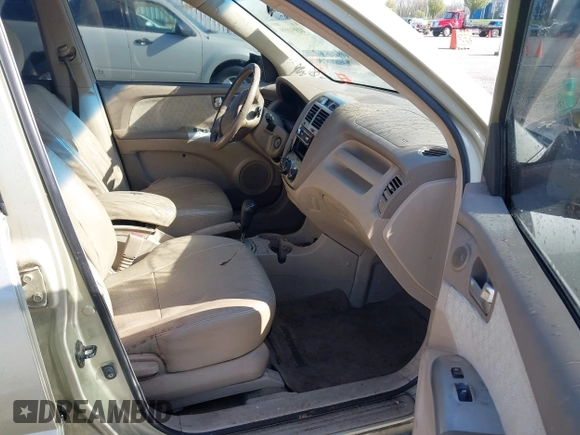 2006 Kia Sportage LX z VIN KNDJF723X67143301, wystawiony jako IAAI lot #41950899 z przebiegiem 271 184 mil mil oraz . Historia ofert i sprzedaży dostępna na DreamBid. Obrazek 5.