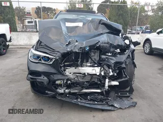 2023 BMW X5 xDrive45e z VIN 5UXTA6C02P9P59732, wystawiony jako IAAI lot #40713343 z przebiegiem Nie podano mil oraz . Historia ofert i sprzedaży dostępna na DreamBid. Obrazek 12.