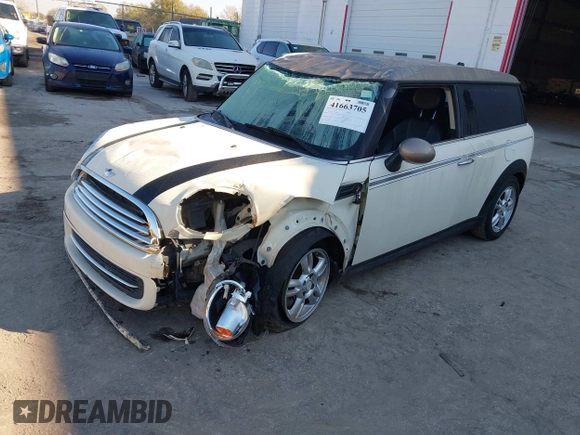 2013 MINI Clubman z VIN WMWZF3C54DT491236, wystawiony jako IAAI lot #41663705 z przebiegiem 90 046 mil mil oraz . Historia ofert i sprzedaży dostępna na DreamBid. Obrazek 6.