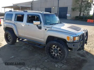 2006 Hummer H3 z VIN 5GTDN136768104562, wystawiony jako IAAI lot #41636458 z przebiegiem Nie podano mil oraz . Historia ofert i sprzedaży dostępna na DreamBid. Obrazek 1.