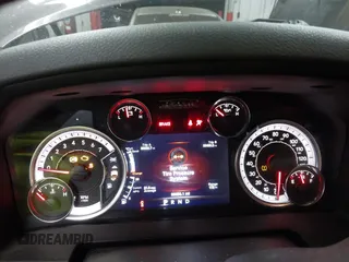 2019 Ram 1500 Tradesman z VIN 1C6RR7FG6KS625365, wystawiony jako IAAI lot #42163213 z przebiegiem 99 259 mil mil oraz . Historia ofert i sprzedaży dostępna na DreamBid. Obrazek 7.