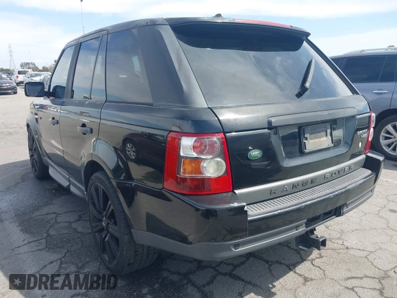 2008 Land Rover Range Rover Sport HSE with VIN SALSF25408A146556, listed as a IAAI auction lot 41935742 with 157,717 mi miles. Bid and sale history available at carsss.com. Image 3.