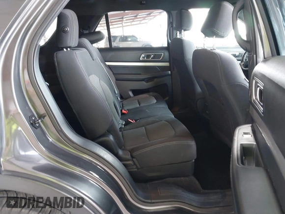 2017 Ford Explorer XLT with VIN 1FM5K7D80HGD04842, listed as a IAAI auction lot 41911091 with 90,680 mi miles and . Bid and sale history available at carsss.com. Image 8.