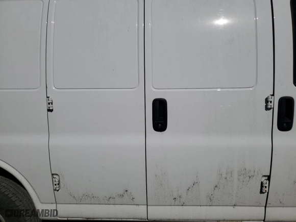 2019 Chevrolet Express Cargo Van with VIN 1GCWGAFP5K1174630, listed as a Copart auction lot 49260185 with 99,272 mi miles and Clean Title. Bid and sale history available at carsss.com. Image 11.