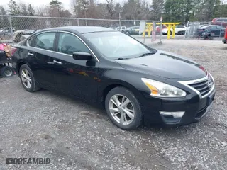2013 Nissan Altima 2.5 SL with VIN 1N4AL3AP8DC141532, listed as a IAAI auction lot 41972887 with 132,349 mi miles. Bid and sale history available at carsss.com. Image 1.