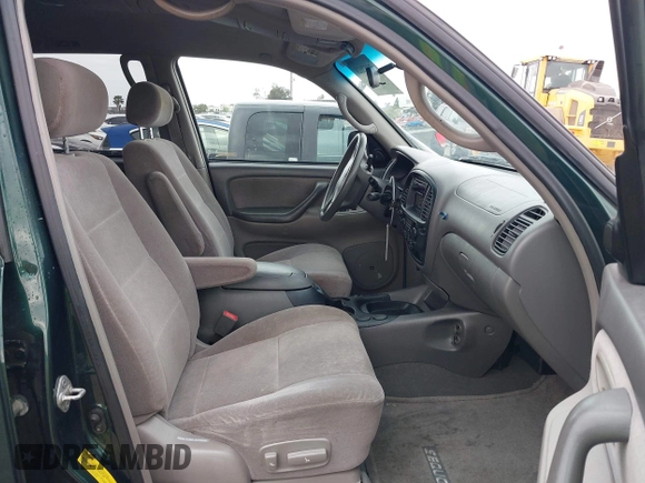 2002 Toyota Sequoia SR5 with VIN 5TDZT34A72S064135, listed as a IAAI auction lot 42052020 with 184,623 mi miles and . Bid and sale history available at DreamBid. Image 5.