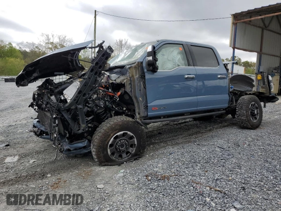 2023 Ford F-250 XL z VIN 1FT8W2BM9PED63309, wystawiony jako Copart lot #50708955 z przebiegiem Nie podano mil oraz Szkoda całkowita • Salvage title. Historia ofert i sprzedaży dostępna na DreamBid. Obrazek 1.