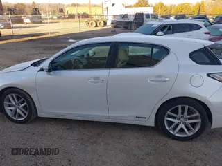 2016 Lexus CT 200h with VIN JTHKD5BH0G2274079, listed as a IAAI auction lot 41328449 with 121,173 mi miles and . Bid and sale history available at DreamBid. Image 14.