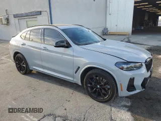 2024 BMW X4 M40i z VIN 5UX43DT03R9X53900, wystawiony jako Copart lot #87204324 z przebiegiem 8 410 mil mil oraz Szkoda całkowita • Salvage title. Historia ofert i sprzedaży dostępna na DreamBid. Obrazek 4.