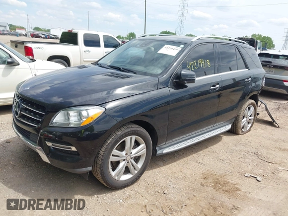 2013 Mercedes-Benz M 350 with VIN 4JGDA5JB8DA259939, listed as a IAAI auction lot 42219418 with 107,967 mi miles and . Bid and sale history available at DreamBid. Image 18.