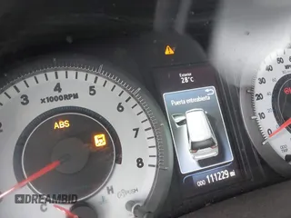 2018 Toyota Sienna SE с VIN 5TDXZ3DC4JS961452, выставлен на аукционе IAAI как лот 41850340 с пробегом 111 229 миль миль и . История ставок и продаж доступна на DreamBid. Изображение 7.