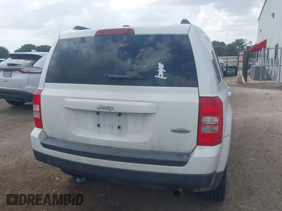 2016 Jeep Patriot Latitude with VIN 1C4NJPFB3GD583834, listed as a IAAI auction lot 42648455 with 118,083 mi miles and . Bid and sale history available at DreamBid. Image 16.