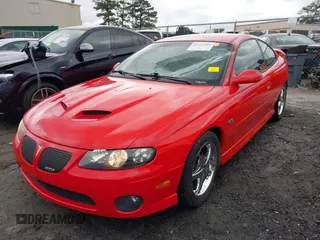 2005 Pontiac GTO with VIN 6G2VX12U05L370479, listed as a IAAI auction lot 41721469 with 86,683 mi miles. Bid and sale history available at carsss.com. Image 2.