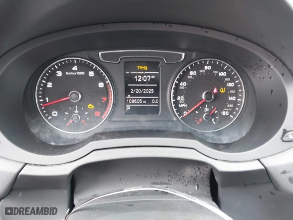 2018 Audi Q3 Premium with VIN WA1BCCFS1JR010439, listed as a IAAI auction lot 41641231 with 108,605 mi miles. Bid and sale history available at carsss.com. Image 7.