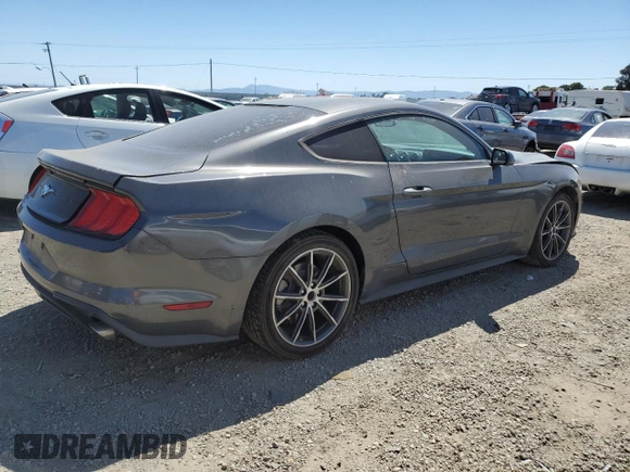 2018 Ford Mustang EcoBoost z VIN 1FA6P8TH3J5129320, wystawiony jako Copart lot #57812415 z przebiegiem 52 841 mil mil oraz Szkoda całkowita • Salvage title. Historia ofert i sprzedaży dostępna na DreamBid. Obrazek 3.