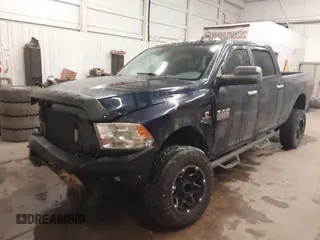 2018 Ram 2500 Big Horn with VIN 3C6UR5DLXJG233378, listed as a IAAI auction lot 41007365 with 96,371 mi miles. Bid and sale history available at carsss.com. Image 6.