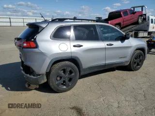 2017 Jeep Cherokee Sport с VIN 1C4PJMAS2HW665123, выставлен на аукционе Copart как лот 51984145 с пробегом 101 494 миль миль и Списание • Salvage title. История ставок и продаж доступна на DreamBid. Изображение 3.
