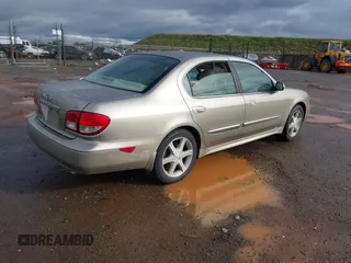 2004 Infiniti I35 with VIN JNKDA31A84T212302, listed as a IAAI auction lot 41551876 with 81,425 mi miles. Bid and sale history available at carsss.com. Image 4.