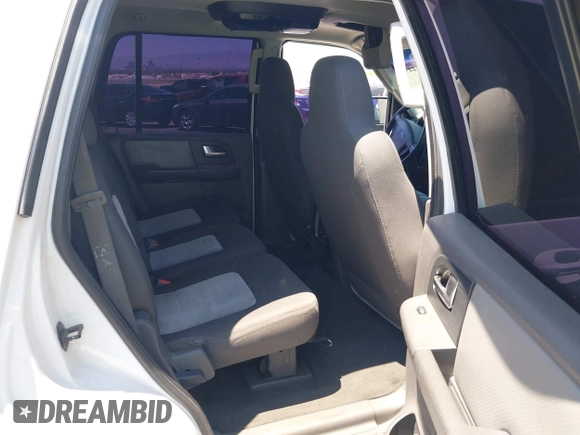 2003 Ford Expedition Special Service with VIN 1FMPU15L93LC21431, listed as a IAAI auction lot 42247447 with 221,477 mi miles and . Bid and sale history available at DreamBid. Image 8.
