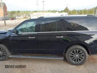 2020 Ford Expedition Max Limited z VIN 1FMJK1KT0LEA03821, wystawiony jako IAAI lot #41965288 z przebiegiem 98 751 mil mil oraz . Historia ofert i sprzedaży dostępna na DreamBid. Obrazek 14.