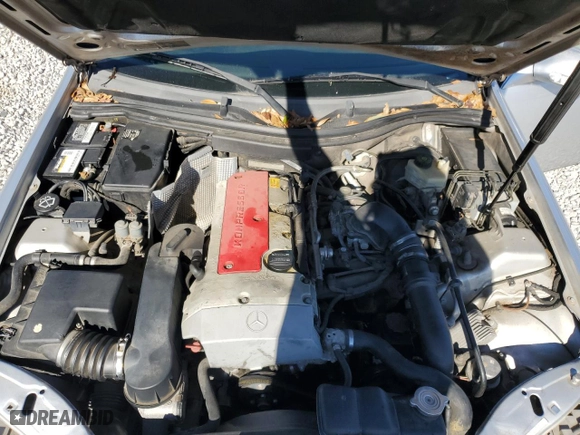 2001 Mercedes-Benz SLK-Class Kompressor with VIN WDBKK49F31F188527, listed as a Copart auction lot 84489514 with 182,831 mi miles and Salvage Title. Bid and sale history available at carsss.com. Image 11.