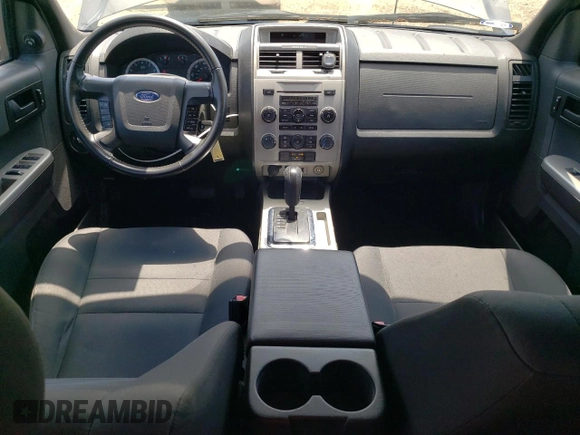 2012 Ford Escape XLT z VIN 1FMCU9D73CKA70061, wystawiony jako Copart lot #63571585 z przebiegiem 130 275 mil mil oraz Czysty tytuł • Clean title. Historia ofert i sprzedaży dostępna na DreamBid. Obrazek 8.