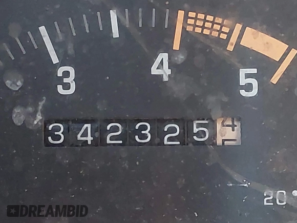 1993 GMC Sierra 1500 z VIN 2GTEK19K1P1564491, wystawiony jako IAAI lot #41347909 z przebiegiem 342 325 mil mil oraz . Historia ofert i sprzedaży dostępna na DreamBid. Obrazek 16.