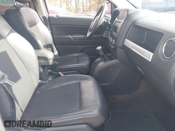 2017 Jeep Compass 75th Anniversary Edition with VIN 1C4NJDBB5HD127582, listed as a IAAI auction lot 41098124 with 83,564 mi miles. Bid and sale history available at carsss.com. Image 5.
