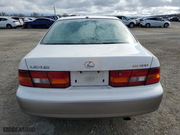 1999 Lexus ES 300 Luxury Sport Sdn with VIN JT8BF28G7X0225223, listed as a Copart auction lot 47578745 with 338,758 mi miles and Salvage Title. Bid and sale history available at carsss.com. Image 6.