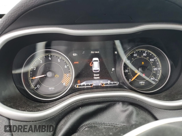 2015 Jeep Cherokee Trailhawk with VIN 1C4PJMBS7FW577826, listed as a Copart auction lot 54933105 with 163,751 mi miles and Clean title. Bid and sale history available at DreamBid. Image 9.