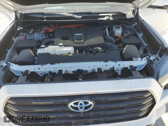 2024 Toyota Sequoia SR5 with VIN 7SVAAABA6RX034127, listed as a Copart auction lot 77848444 with 7,528 mi miles and Salvage Title. Bid and sale history available at carsss.com. Image 12.