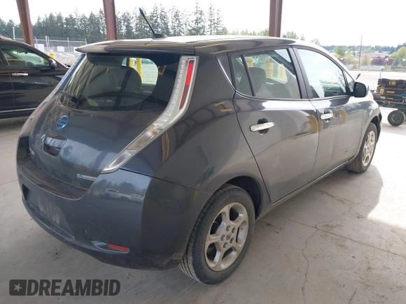2013 Nissan LEAF SL с VIN 1N4AZ0CP0DC405904, выставлен на аукционе IAAI как лот 42211249 с пробегом 61 021 миль миль и . История ставок и продаж доступна на DreamBid. Изображение 4.