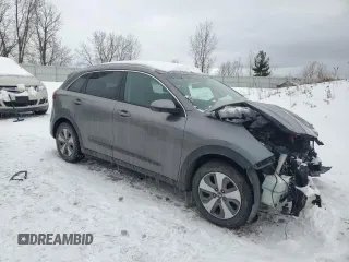 2017 Kia Niro LX with VIN KNDCB3LC2H5101831, listed as a Copart auction lot 45936015 with 141,798 mi miles and Salvage Title. Bid and sale history available at carsss.com. Image 4.
