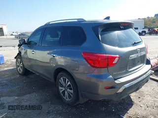 2020 Nissan Pathfinder S with VIN 5N1DR2AN5LC643553, listed as a IAAI auction lot 40581997 with 99,062 mi miles. Bid and sale history available at carsss.com. Image 3.