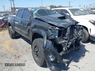 2023 Toyota Tacoma SR5 z VIN 3TMDZ5BN9PM150970, wystawiony jako IAAI lot #42204447 z przebiegiem 38 077 mil mil oraz . Historia ofert i sprzedaży dostępna na DreamBid. Obrazek 1.