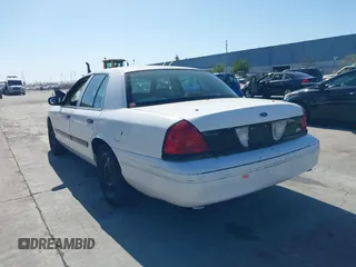 2009 Ford Police Interceptor с VIN 2FAHP71V79X138687, выставлен на аукционе IAAI как лот 41750117 с пробегом Не указан миль и . История ставок и продаж доступна на DreamBid. Изображение 3.