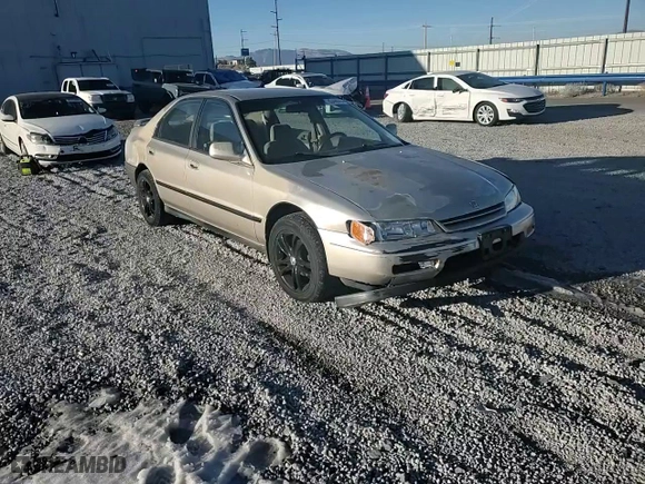 1994 Honda Accord LX w/ABS with VIN JHMCD5634RC061099, listed as a Copart auction lot 83488354 with 208,488 mi miles and Salvage Title. Bid and sale history available at carsss.com. Image 11.