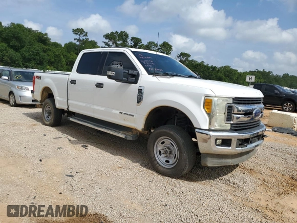 2017 Ford F-250 Lariat z VIN 1FT7W2BT8HEB90175, wystawiony jako Copart lot #59870335 z przebiegiem 271 555 mil mil oraz Czysty tytuł • Clean title. Historia ofert i sprzedaży dostępna na DreamBid. Obrazek 4.