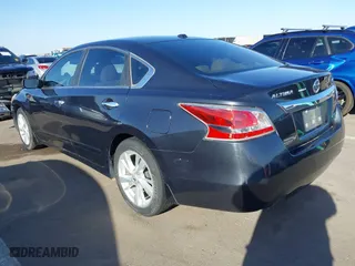 2014 Nissan Altima 2.5 SV with VIN 1N4AL3AP0EC264162, listed as a IAAI auction lot 41766855 with 135,091 mi miles. Bid and sale history available at carsss.com. Image 3.