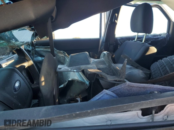 2012 Ford Escape XLT with VIN 1FMCU0D70CKC85800, listed as a Copart auction lot 82140514 with Not provided miles and Salvage title. Bid and sale history available at DreamBid. Image 7.