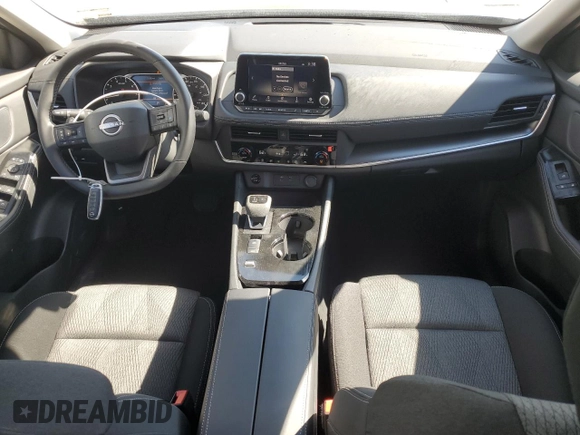 2025 Nissan Rogue SV with VIN 5N1BT3BA7SC826512, listed as a Copart auction lot 52599735 with 470 mi miles and Clean Title. Bid and sale history available at DreamBid. Image 8.