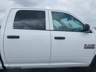 2018 Ram 2500 Tradesman with VIN 3C6UR5CL5JG357477, listed as a IAAI auction lot 41678900 with 247,787 mi miles. Bid and sale history available at carsss.com. Image 13.