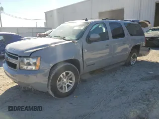 2014 Chevrolet Suburban LT with VIN 1GNSCJE06ER232806, listed as a Copart auction lot 49285845 with 109,362 mi miles and Salvage Title. Bid and sale history available at DreamBid. Image 1.