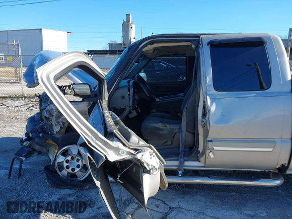 2004 Chevrolet Silverado 1500 with VIN 1GCEK19VX4Z310047, listed as a IAAI auction lot 41306245 with Not Provided miles and . Bid and sale history available at DreamBid. Image 6.