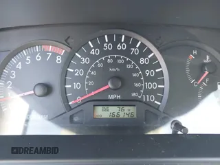2006 Toyota Corolla CE with VIN JTDBR32E960078181, listed as a IAAI auction lot 42671183 with 166,146 mi miles and . Bid and sale history available at DreamBid. Image 7.