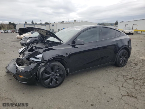 2025 Tesla Model Y Long Range with VIN 7SAYGDEE6SF308226, listed as a Copart auction lot 48006865 with 2,291 mi miles and Salvage Title. Bid and sale history available at carsss.com. Image 1.