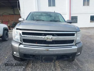 2007 Chevrolet Silverado 1500 LTZ with VIN 2GCEK19J571716697, listed as a IAAI auction lot 39845736 with 1 mi miles. Bid and sale history available at carsss.com. Image 12.
