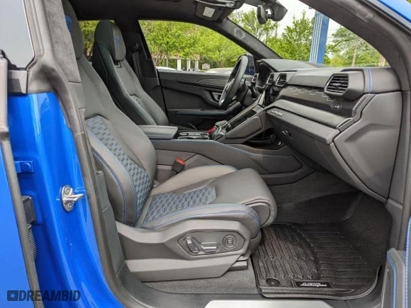 2021 Lamborghini Urus with VIN ZPBUA1ZL2MLA130XX, listed as a Copart auction lot 49532735 with 20,177 mi miles and Clean Title. Bid and sale history available at carsss.com. Image 5.