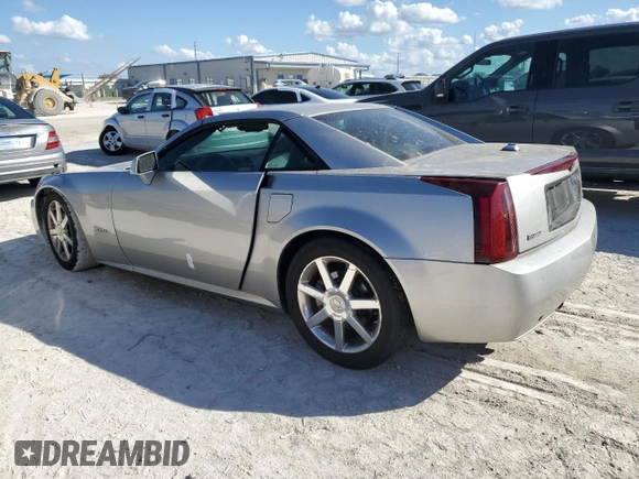 2005 Cadillac XLR z VIN 1G6YV34A455601742, wystawiony jako Copart lot #77878544 z przebiegiem Nie podano mil oraz Szkoda całkowita • Salvage title. Historia ofert i sprzedaży dostępna na DreamBid. Obrazek 2.